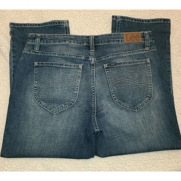 Lee Regular Fit Mid Rise Capri Womens Size 14M Blue Denim Jeans (G11) - Picture 4 of 5